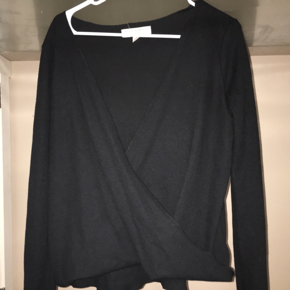 Cross body long sleeve